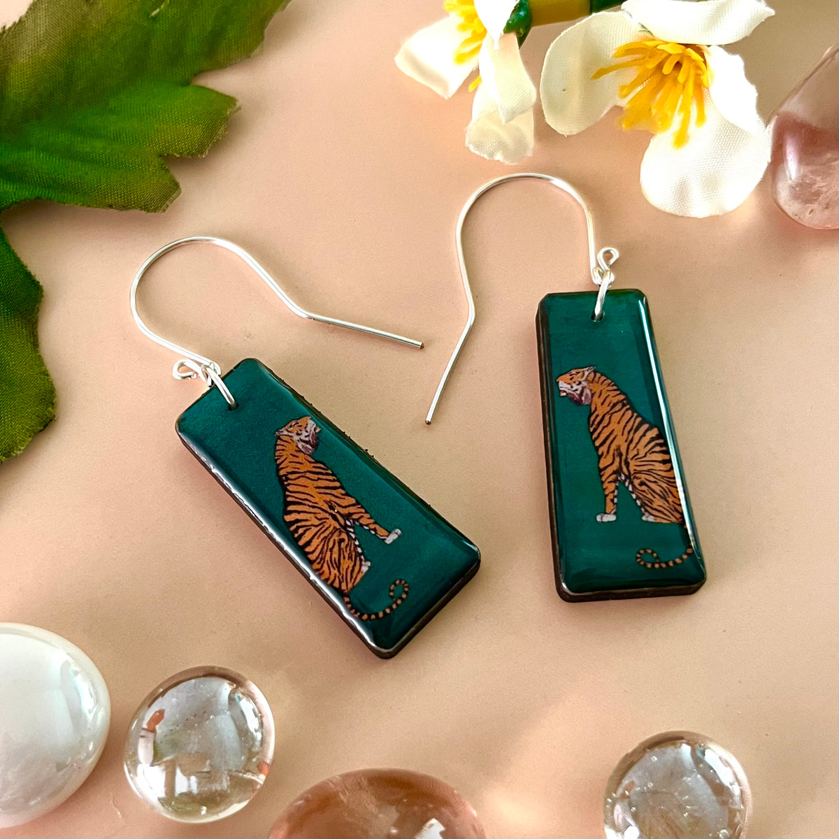 FW26 Tapered Rec. Paper & Wood Earrings